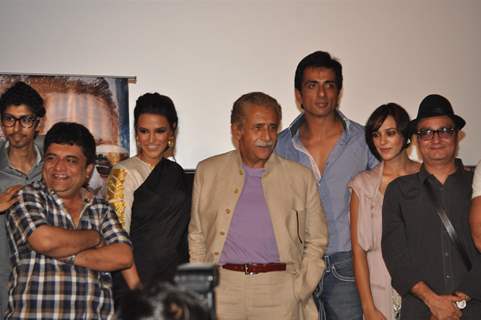 Naseeruddin Shah, Neha Dhupia, Sonu Sood, Hazel Keech, Vinay Pathak at Film Maximum music launch