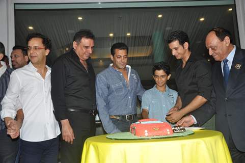 Success Party Ferrari Ki Sawaari