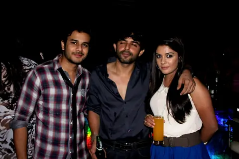 Jay Soni, Raj Singh Arora and Pooja Gor at Karan Wahi Birthday Party