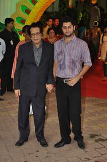 Manoj Kumar at Esha Deol and Bharat Takhtani wedding ceremony