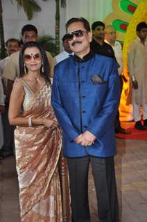 Subroto Roy wife Swapna Roy at Esha Deol and Bharat Takhtani wedding ceremony