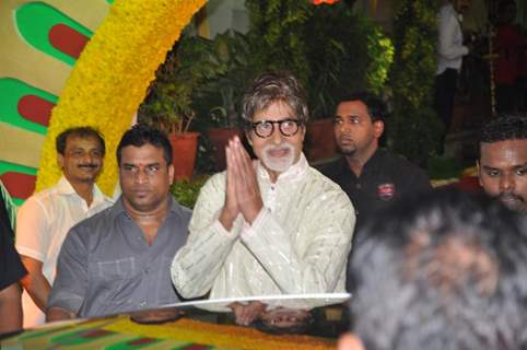 Amitabh Bachchan at Esha Deol and Bharat Takhtani wedding ceremony
