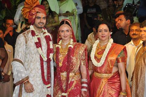 Hema Malini at Esha Deol and Bharat Takhtani at their wedding ceremony