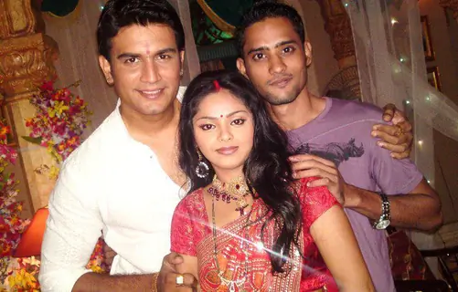 Sharad Kelkar with Supriya