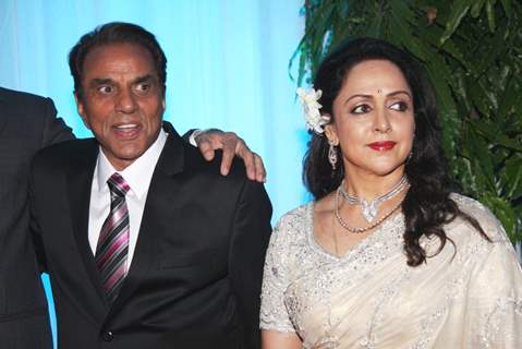 Hema Malini and Dharmendra at Esha Deol's Wedding Reception