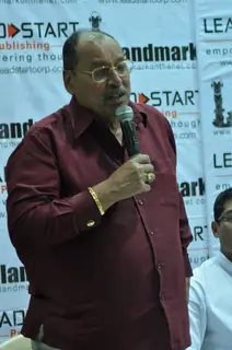 Naseeruddin Shah and Michael Ferreira launch A Bolt Of Lightening by Satyen Nabar