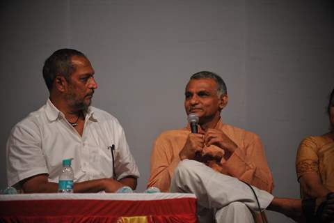 Bollywood actors Nana Patekar and Mrinal Kulkarni at press meet for movie based on Baba Amte in Dadar, Mumbai