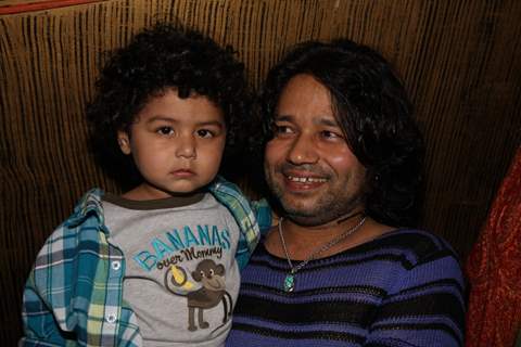 Kailash Kher with son Kabir at his Birthday Party