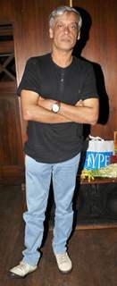 Sudhir Mishra at Viveck Vaswani's surprise birthday bash