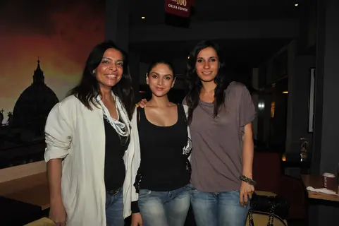 Costa's 100 stores celebration