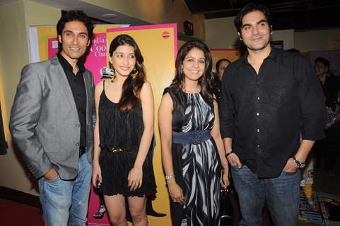 Bollywood actors Arbaaz Khan with Kainaz Motivala and Vickrant Mahajan at Chalo Driver premiere, PVR  Mumbai, India. .