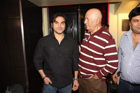 Arbaaz Khan and Prem Chopra at Premiere of 'Challo Driver'