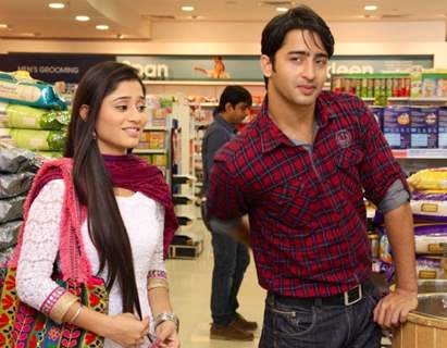 Shaheer Sheikh and Soumya Seth as Anant and Navya in Navya