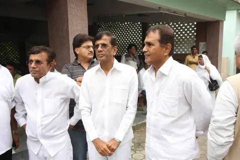 B.R Ishara Cremated at Pawan Hans Crematorium in Juhu, Mumbai