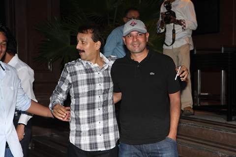 Salman and Sanjay Dutt at Baba Siddique's Iftar Party