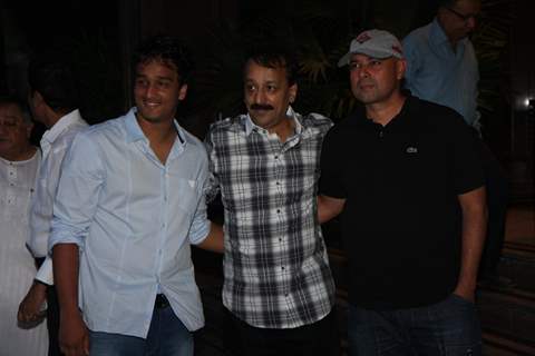 Salman and Sanjay Dutt at Baba Siddique's Iftar Party