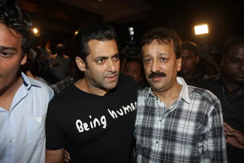Salman and Sanjay Dutt at Baba Siddique's Iftar Party