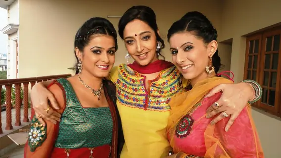 Khushboo with Carry On Jatta cast