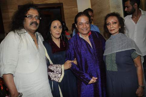 Hariharan, Ila Arun, Anup Jalota at Anup Jalota Birthday Party in Sun Villa Warli