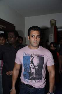 Salman Khan on the sets of DID L'il Masters