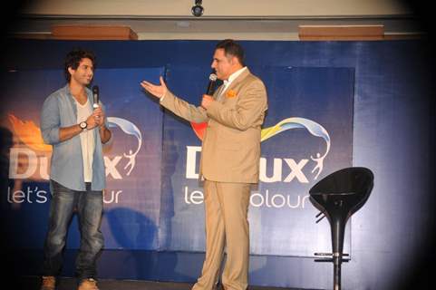 Shahid and Boman Irani at Dulux let's colour event