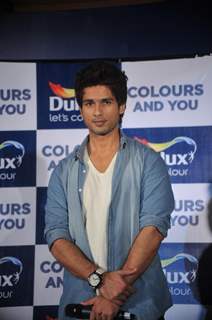 Shahid and Boman Irani at Dulux let's colour event