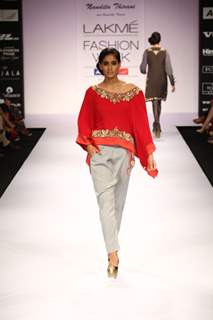 Nandita Thirani captivated all fashionistas at Lakme Fashion Week Winter Festive 2012