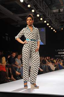 Designer Yogesh Chaudhary 2nd Day at Lakmé Fashion Week Winter Festive 2012