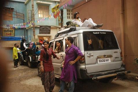 Hitler didi team offscreen