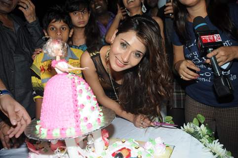 Sara Khan at her Birthday Bash