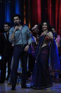 Manish Paul and Ragini Khanna on the sets of Jhalak Dikhhla Jaa