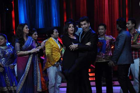 Madhuri Dixit, Farah Khan and Karan Johar on the sets of Jhalak Dikhhla Jaa