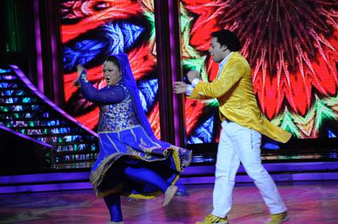 Bharti Singh with Choreographer Savio performing on the sets of Jhalak Dikhhla Jaa