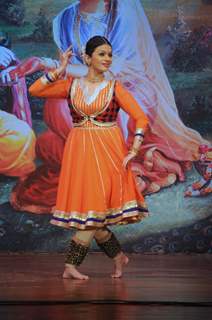 Prachi Shah performs for the opening of Lord Krishna Festival