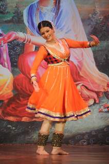 Prachi Shah performs for the opening of Lord Krishna Festival