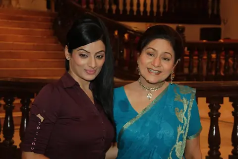 Sonia Singh and Aroona Irani at the Press Conference of Parichay Nayee Zindagi Kay Sapno Ka
