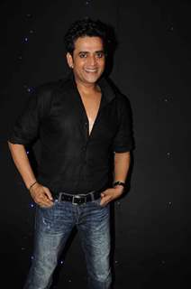 Ravi Kissen at Jeena hai toh thok daal music launch