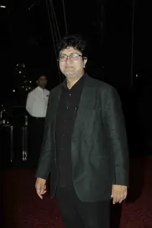 Prasoon Joshi at Dhoot family dinner in honour of Mr. Niranjan Hiranandani