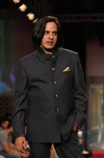 Rahul Roy on ramp at the Beti show by Vikram Phadnis at IIJW 2012