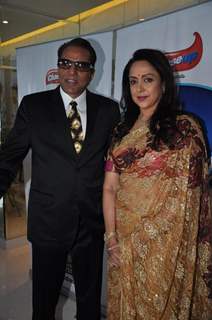 Dharmendra and Hema Malini on the sets of Indian Idol