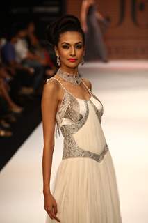 Jewels by Preeti's show on Day 2 at IIJW 2012