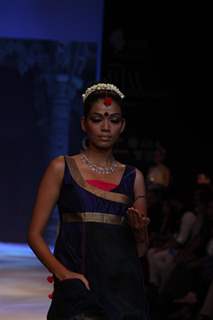 Gitanjali Gems show on Day 4 of IIJW 2012