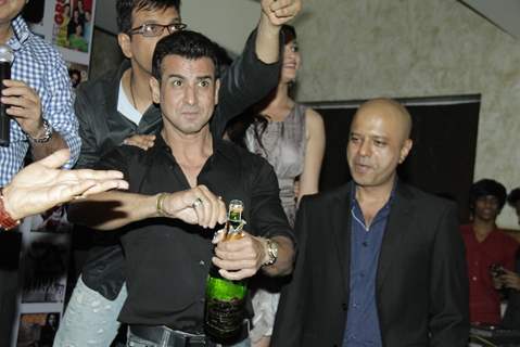 Ronit Roy at GR8 Magazine Party at Club Millennium