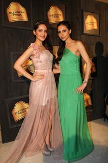 Mandira Wirk and Shazhan Padamsee at Blenders Pride Fashion Tour 2012