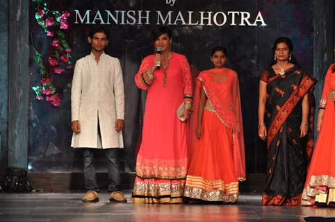 Shabana Azmi at Mijjwan Sonnets in Fabric Fashion Show