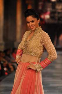 Sameera Reddy at Mijjwan Sonnets in Fabric Fashion Show