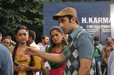 Ranbir Kapoor promoting 'Barfi!' on Zee TV shows