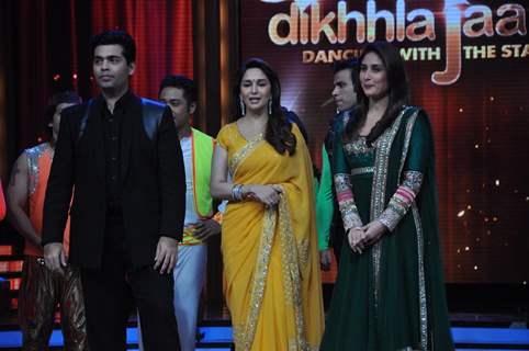 Karan Johar, Madhuri Dixit & Kareena Kapoor at Film Promotion Heroine on Set of Jhalak Dikhhala Jaa