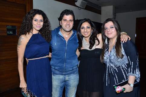 Tanaaz Currim, Bhaktiyaar Irani, Munisha Khatwani & Delnaaz Irani at Munisha Khatwani Birthday Bash