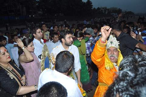 Shamita Shetty and Raj Kundra at Ganpati Visarjan